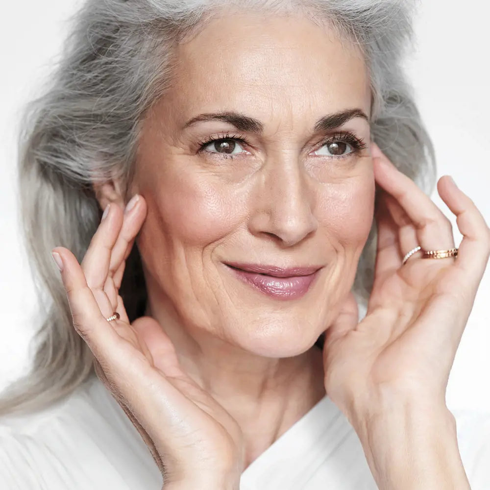 Oriflame Novage+ Restore Renewing Face Serum
